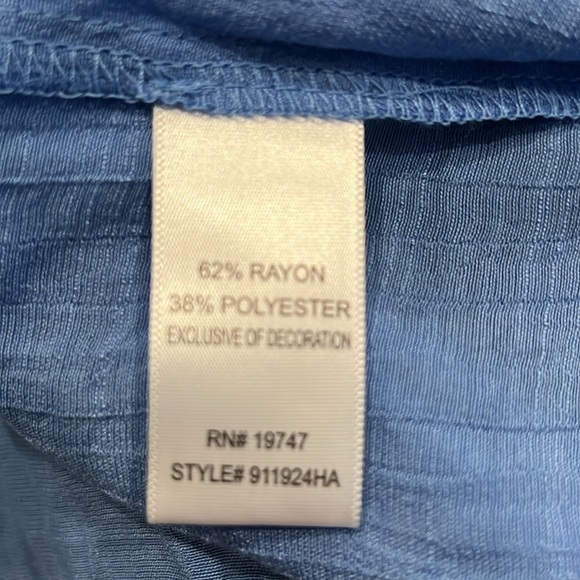 NWT Counterparts Womens Blouse Blue Crochet Short Sleeve Size Large A517 - Picture 9 of 9